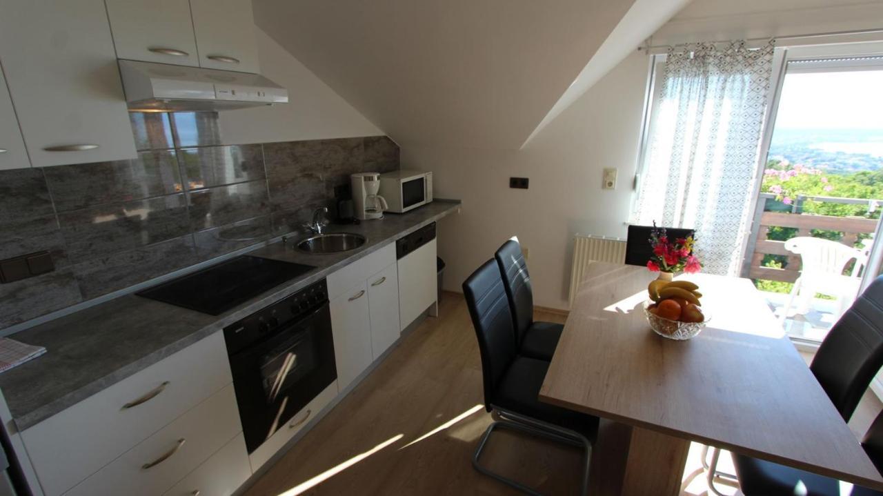Apartments Marijana Srsici Exteriör bild